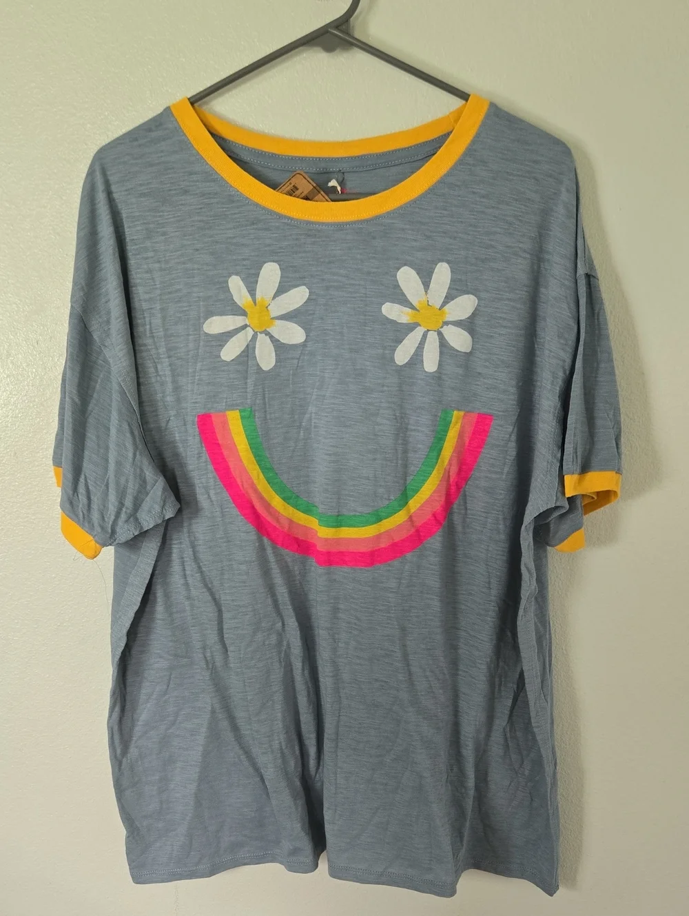 Natural Life | NWT Blue Daisy Ringer Tee Size Medium